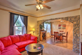 Cozy Black Hills Cabin with Deck about 3 Mi to Deadwood!
